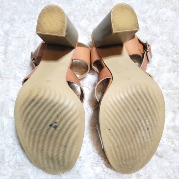 Old Navy Tan & Silver Block Heel Chunky Strap Heeled Sandal - Picture 6 of 8